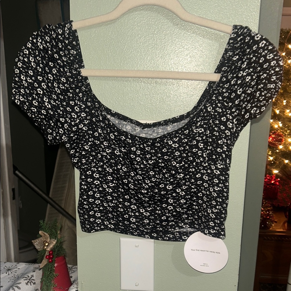 Black and White Floral Top
